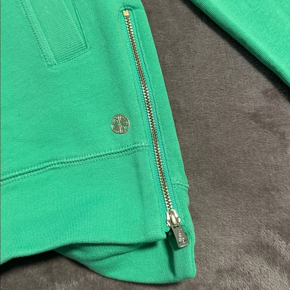 Lilly Pulitzer beach comber pullover - Picture 3 of 6